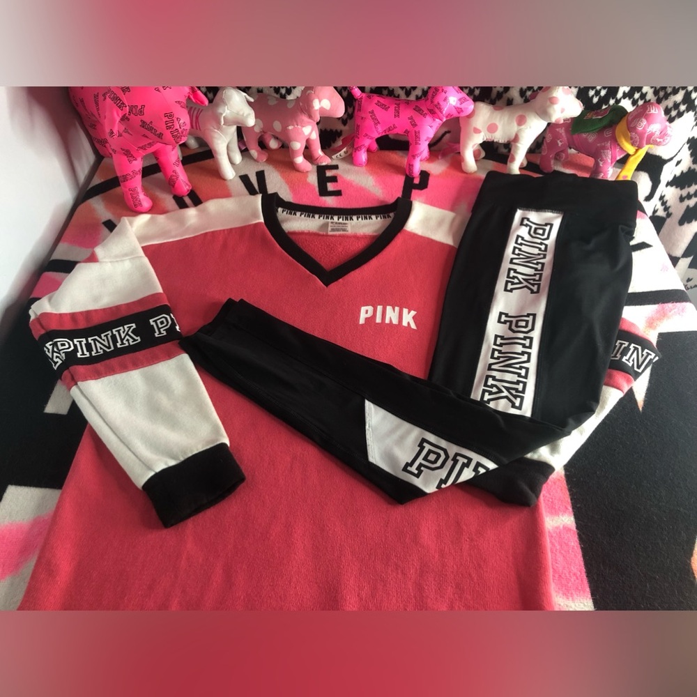 Victoria's Secret Pink Oversized Sweatshirt with Matching Ultimate Leggings Set